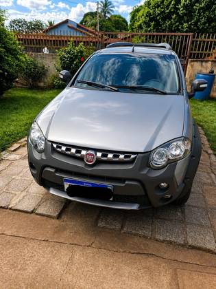 FIAT PALIO 1.8 MPI ADVENTURE WEEKEND 16V FLEX 4P MANUAL FIAT PALIO 1.8 MPI ADVENTURE WEEKEND 16V FLEX 4P MANUAL